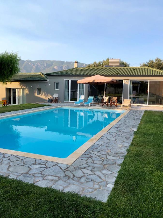 Sunlit Pool House Βίλα Ποσειδωνία Εξωτερικό φωτογραφία